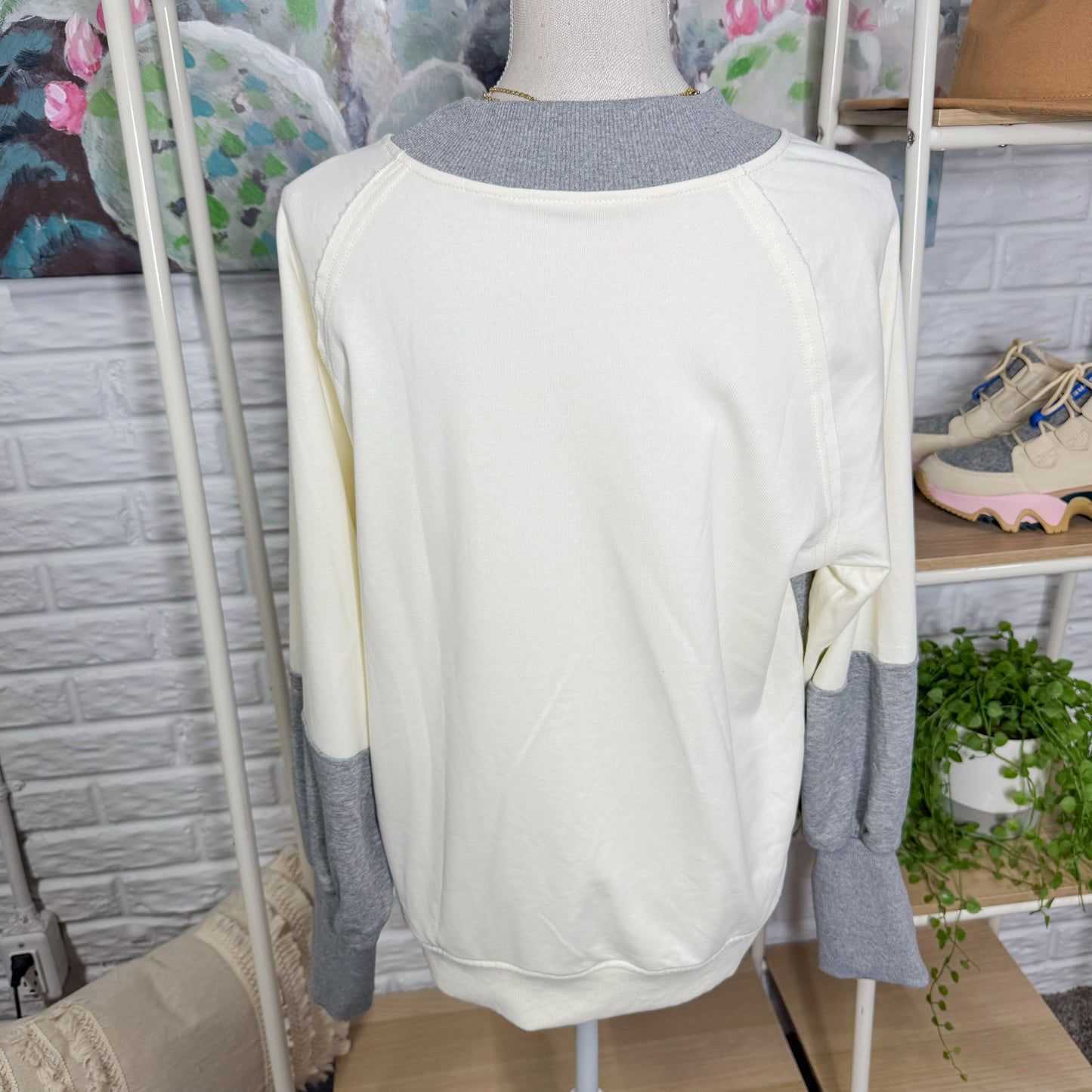 Taqcux Colorblock Sweatshirt (L)