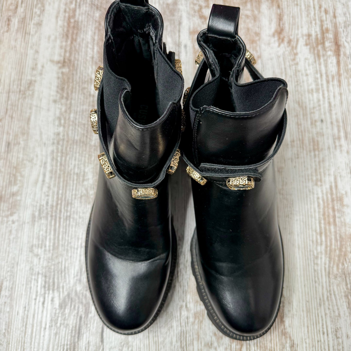 Cushionaire Black Julie Chelsea Boot (9.5)