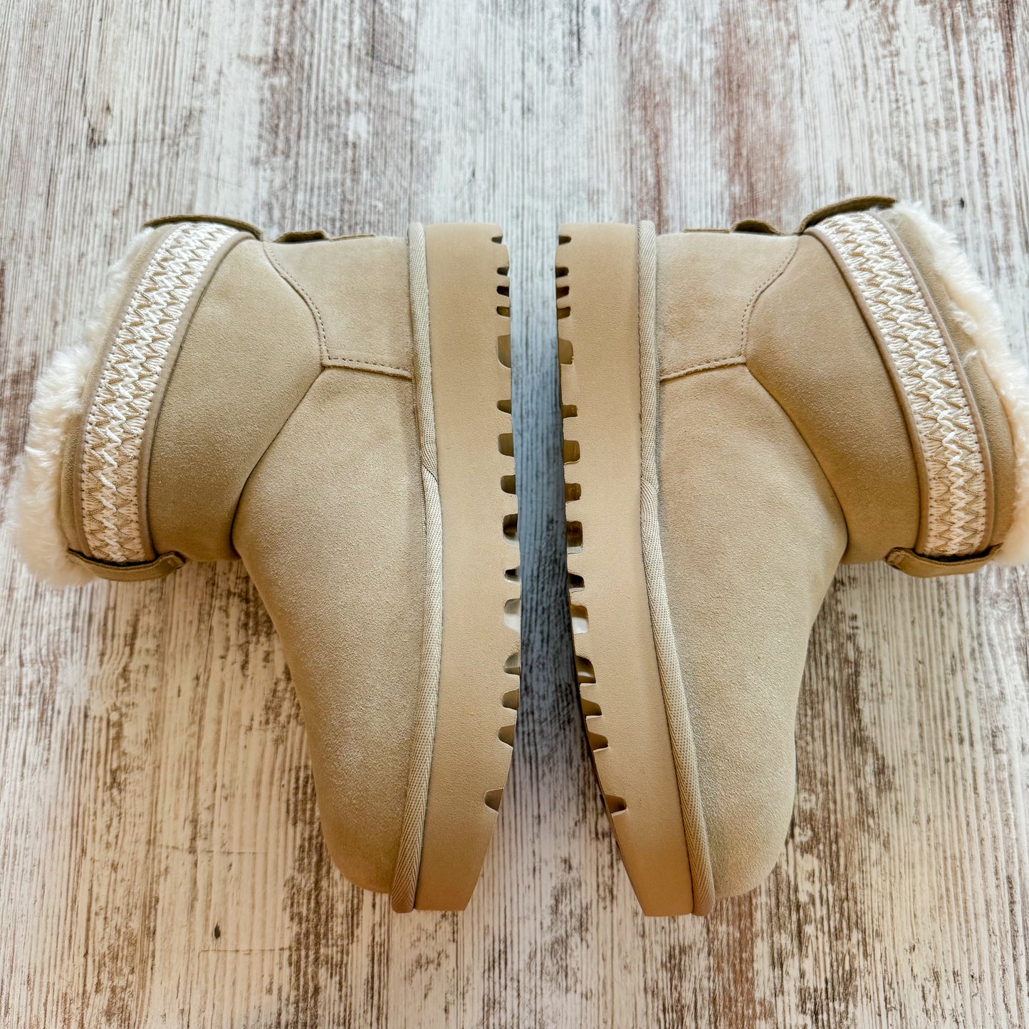 NEW Ugg Classic Ultra Mini Alpsey Boot (7)