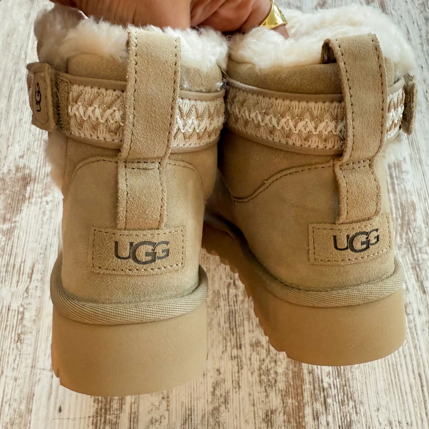 NEW Ugg Classic Ultra Mini Alpsey Boot (7)