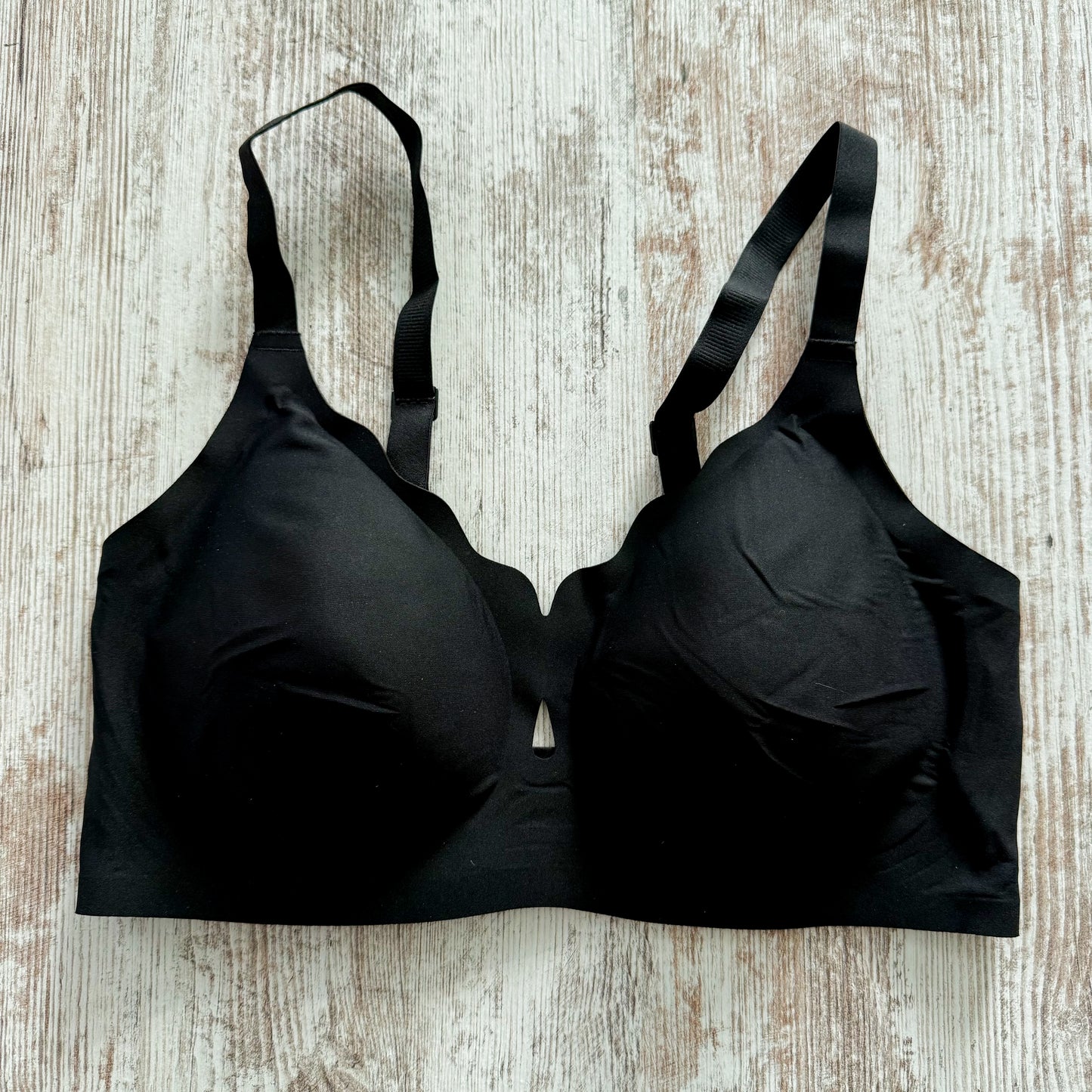 Luckmeey New Two Wave Neckline Seamless Bras (L)