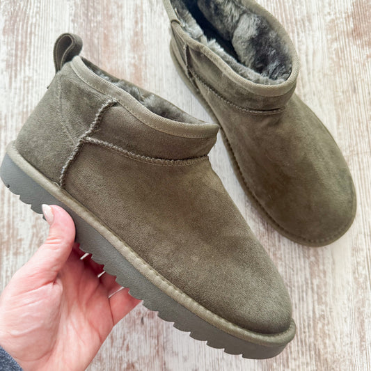 Maurice’s New SuperCush Green Charlie Ankle Boot (9)