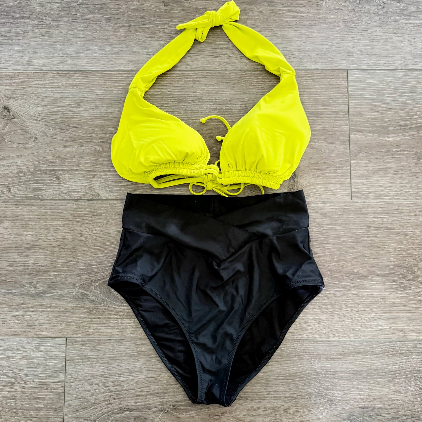Aerie Lime Green / Black Bikini (M/DDD)