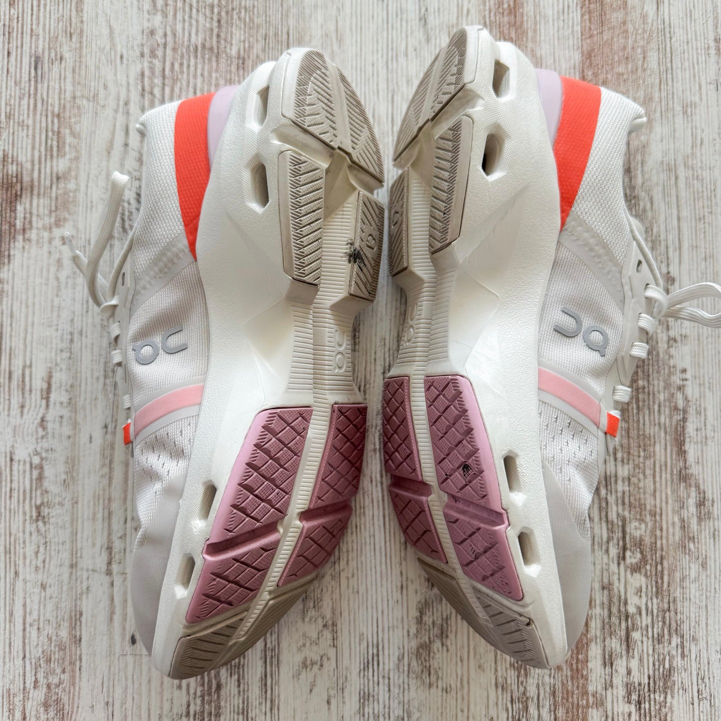 On Cloud Cloudpulse Knit Training Sneakers Pearl Blossom Workout (7)