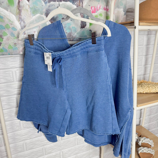 American Eagle Blue Saltwash Double V-Neck Sweatshirt + Shorts (XS/XXS)