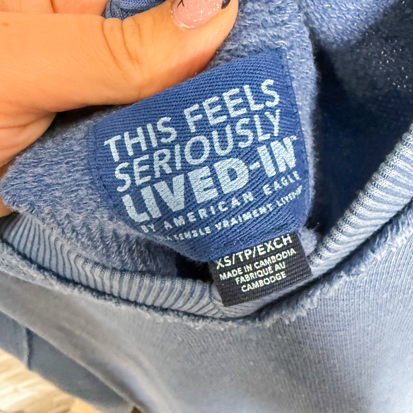 American Eagle Blue Saltwash Double V-Neck Sweatshirt + Shorts (XS/XXS)