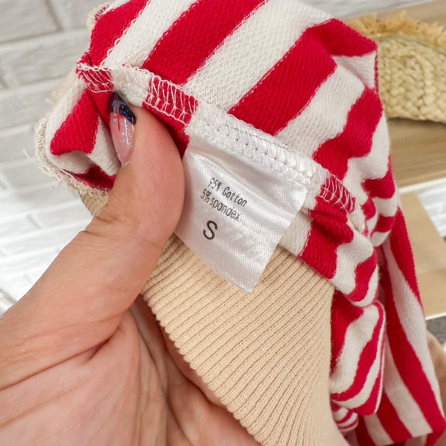 Fisoew Striped Oversized Pullover (S)
