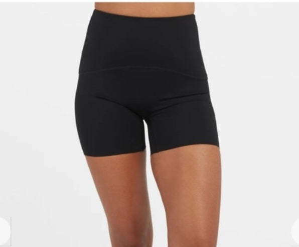 SPANXshape Booty Boost Bike Short in Black (M)