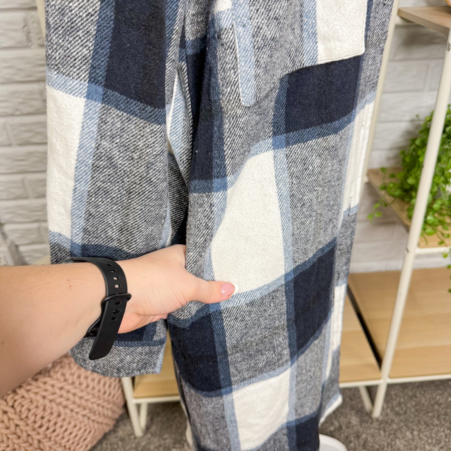 Blue/Black Plaid Long Shacket (L)