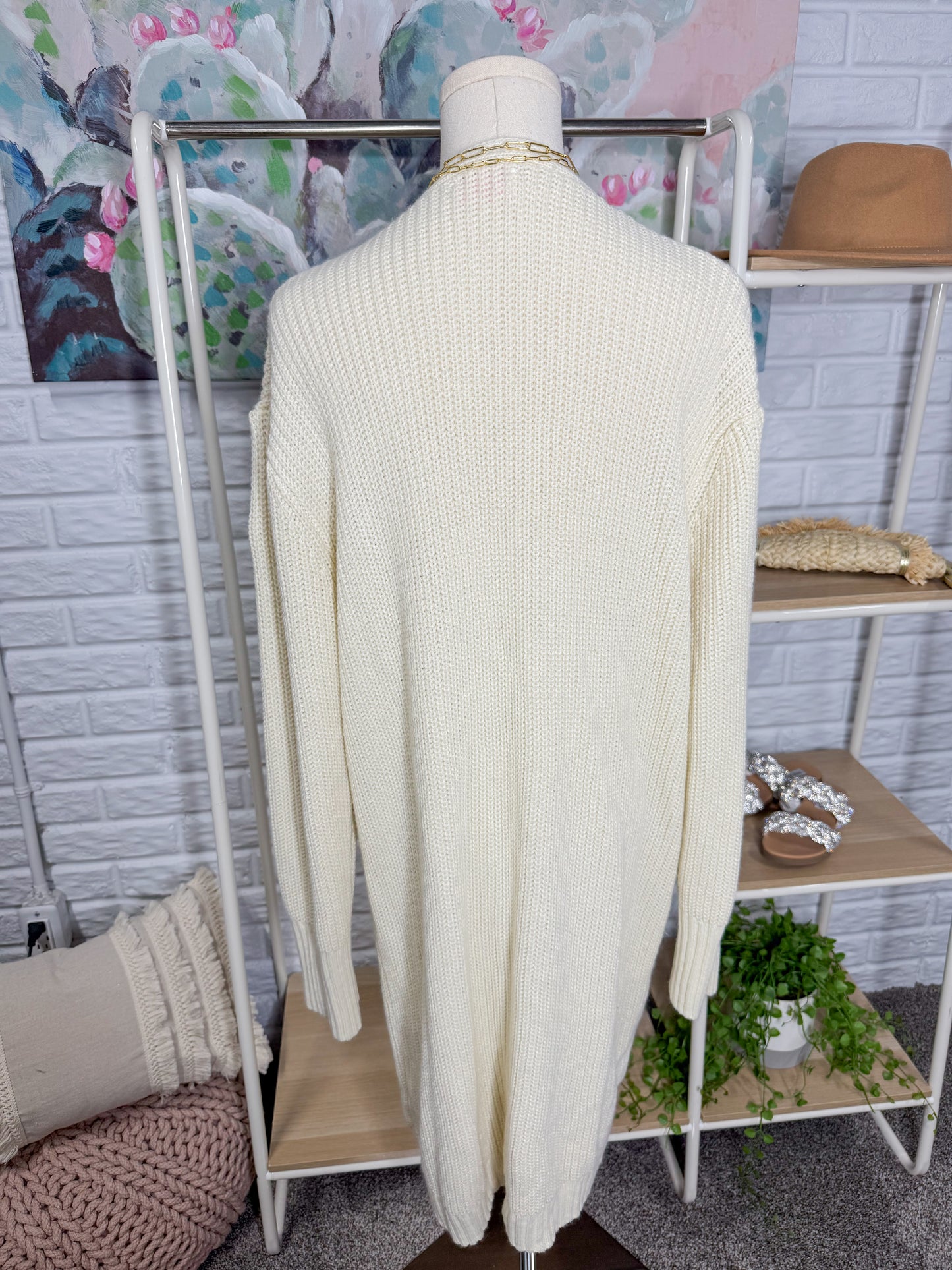 Pink Lily Cream Mountain View’s Cable Knit Cardigan Sweater (L)