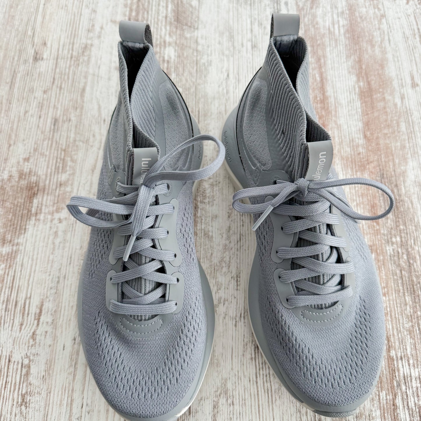 Lululemon Chargefeel Mid Workout Shoe (6) Rhino Gray / Silver Drop