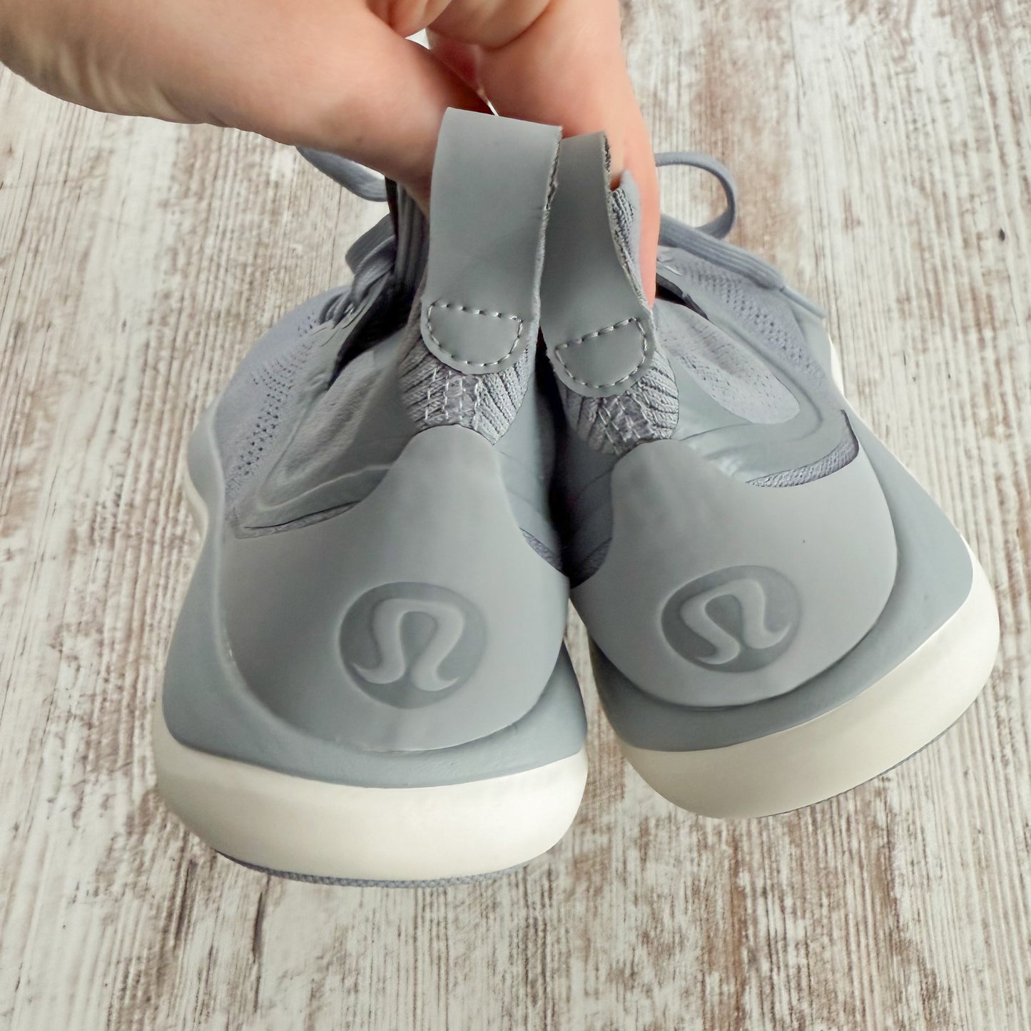 Lululemon Chargefeel Mid Workout Shoe (6) Rhino Gray / Silver Drop