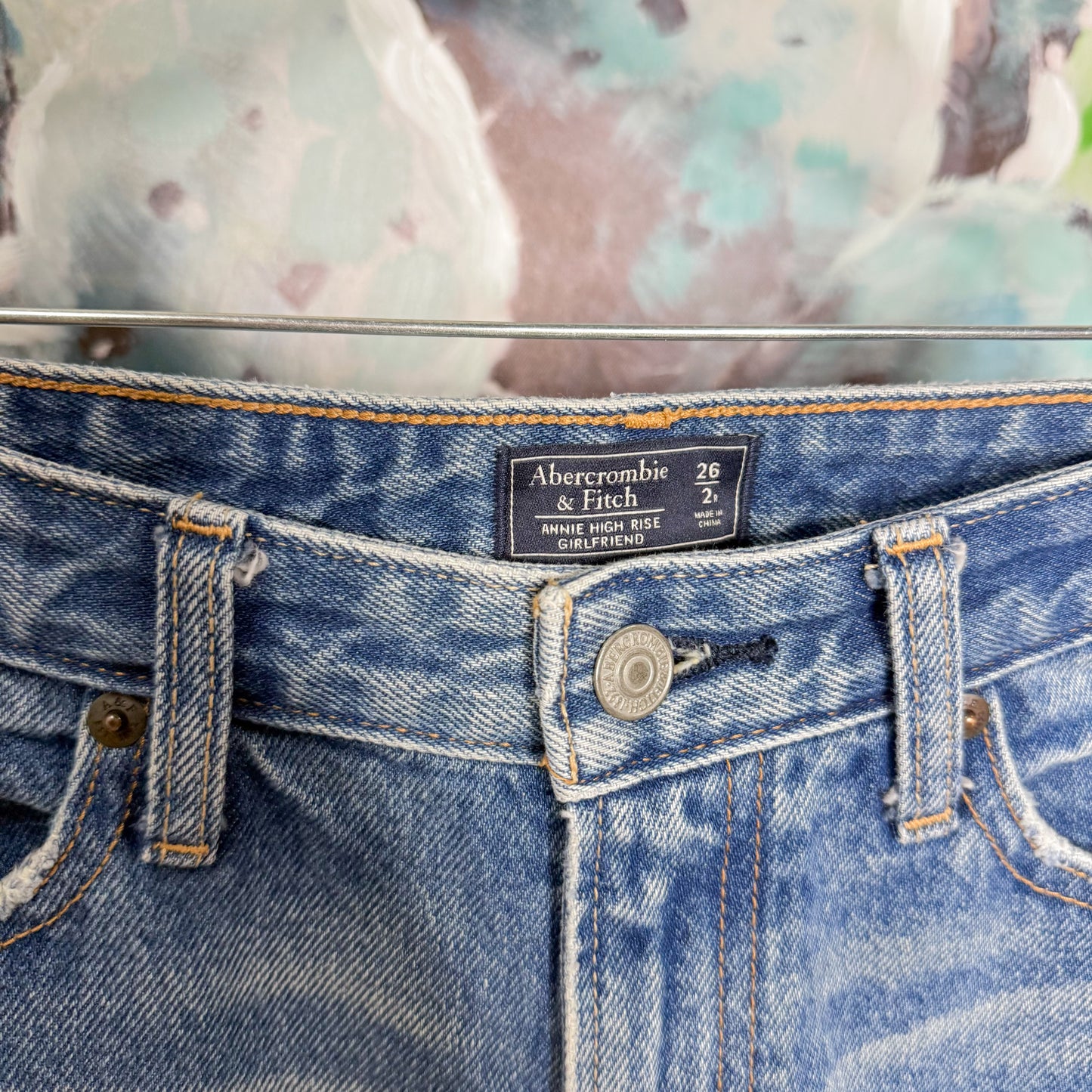 Abercrombie & Fitch Annie High Rise Girlfriend Jeans (26/2)