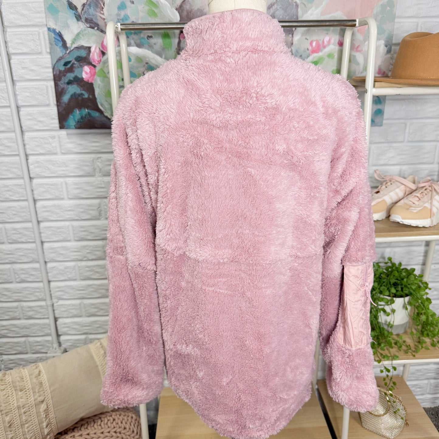 BTFBM Fuzzy Pink Jacket (M)