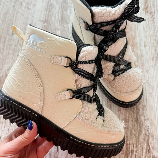 Sorel Ona Ave Alpine Luxe Waterproof Boots (6.5)