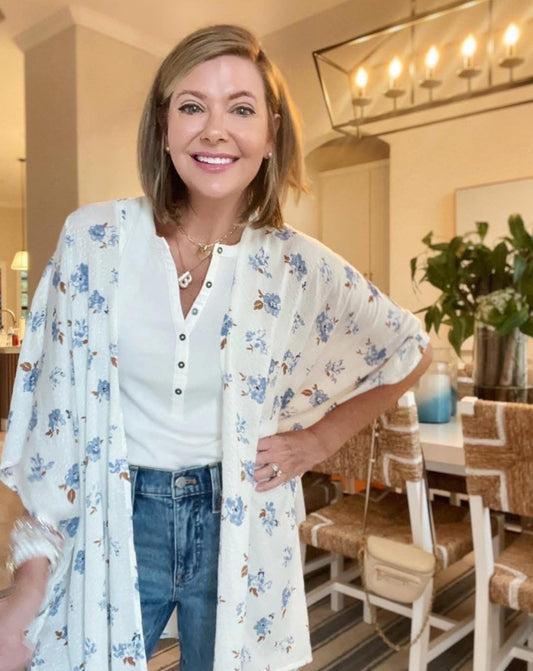 Maurice’s New White & Blue Floral Kimono (one size)