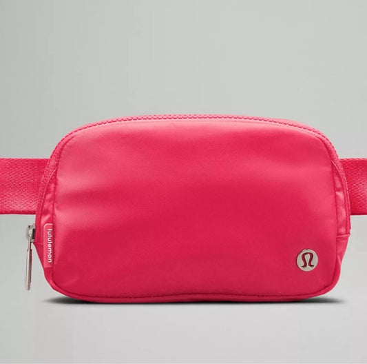 Lululemon NWOT Everywhere Belt Bag 1L Lipgloss pink