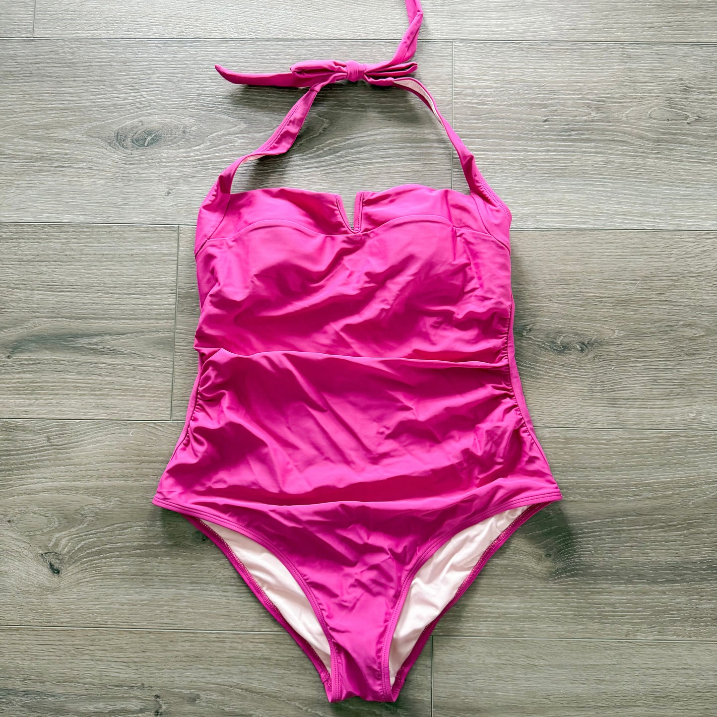 Cupshe New Magenta V-Wire Halter One-Piece Swimsuit (L)