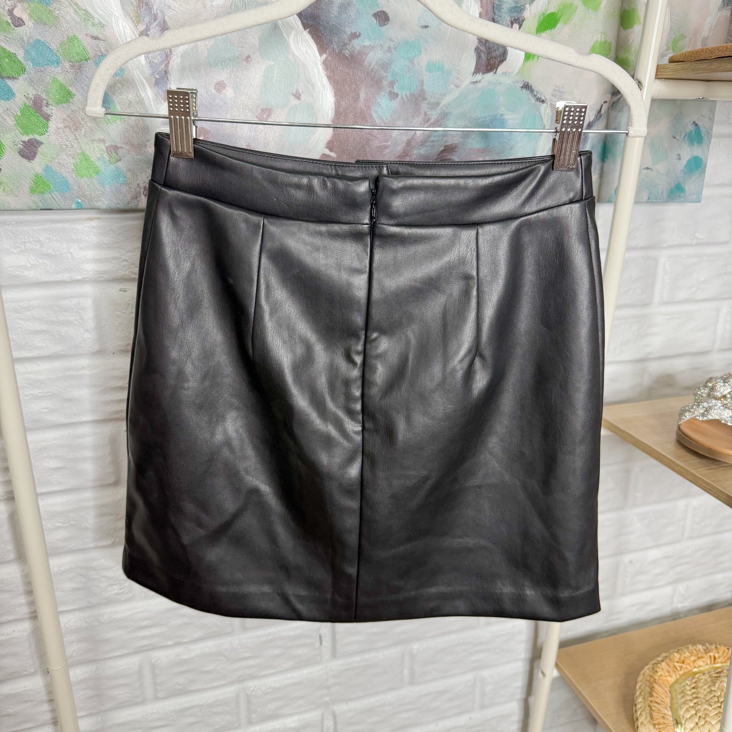 LOFT Faux Leather Snap Mini Skirt (0P)