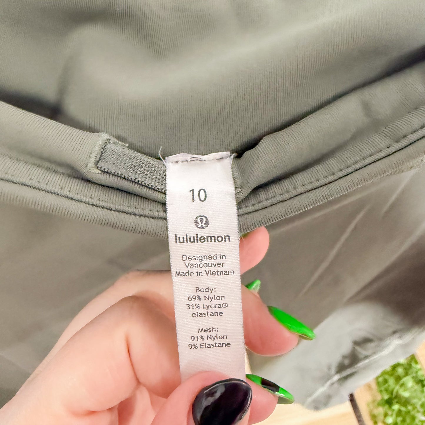 Lululemon Pace Rival Crop 22” in Grey Sage (10)