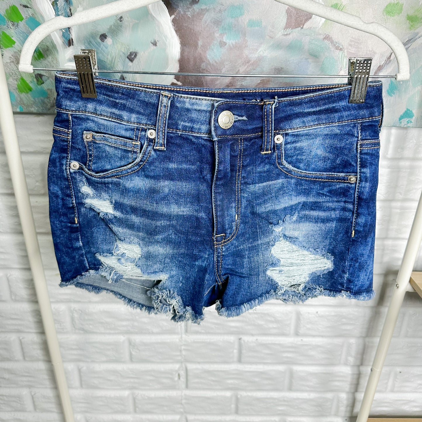 American Eagle High Rise Distressed Shorts Size 4