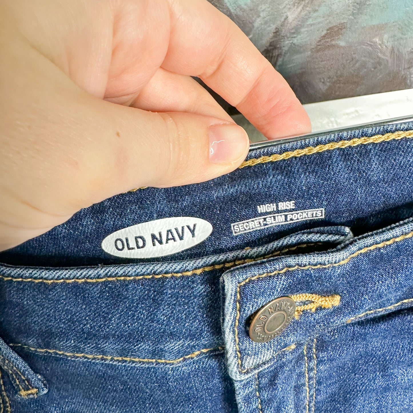 Old Navy Distressed High Rise Secret Slim Pocket Shorts Size 8
