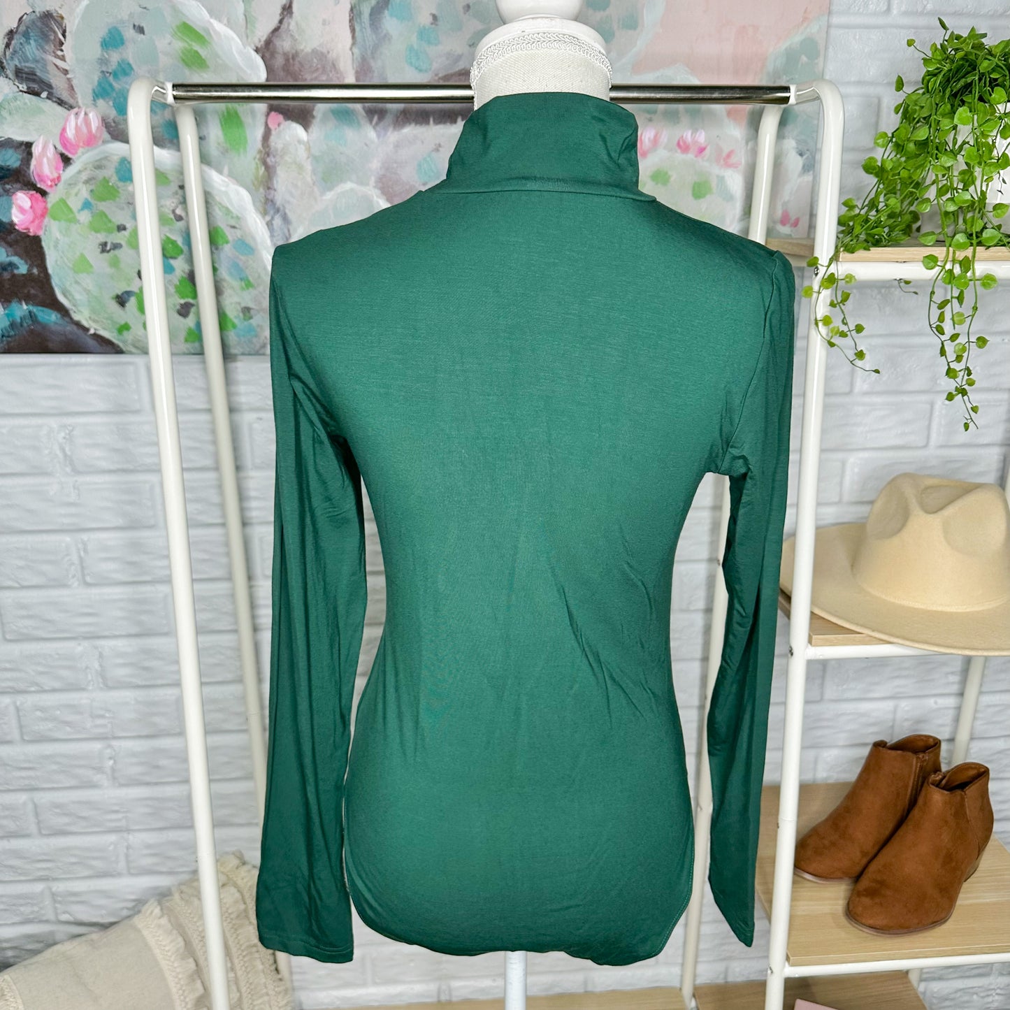 Mangopop New Green Turtleneck Long Sleeve Bodysuit Size Large