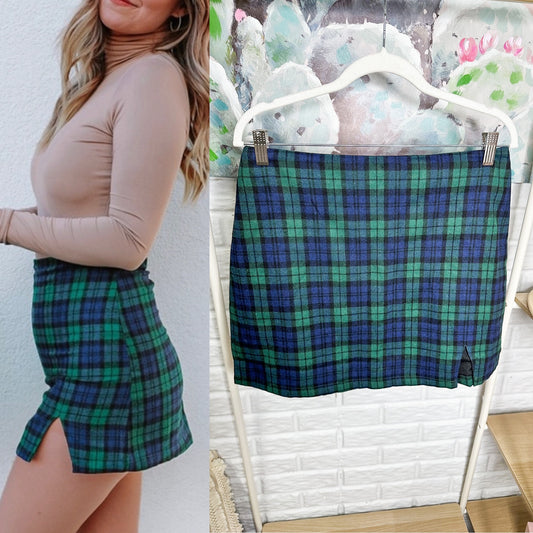 Pink Lily Green & Blue Plaid Mini Skirt Size Large