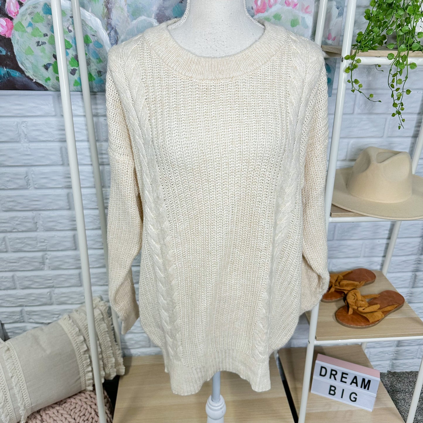 Cream Cable Knit Sweater Size Large