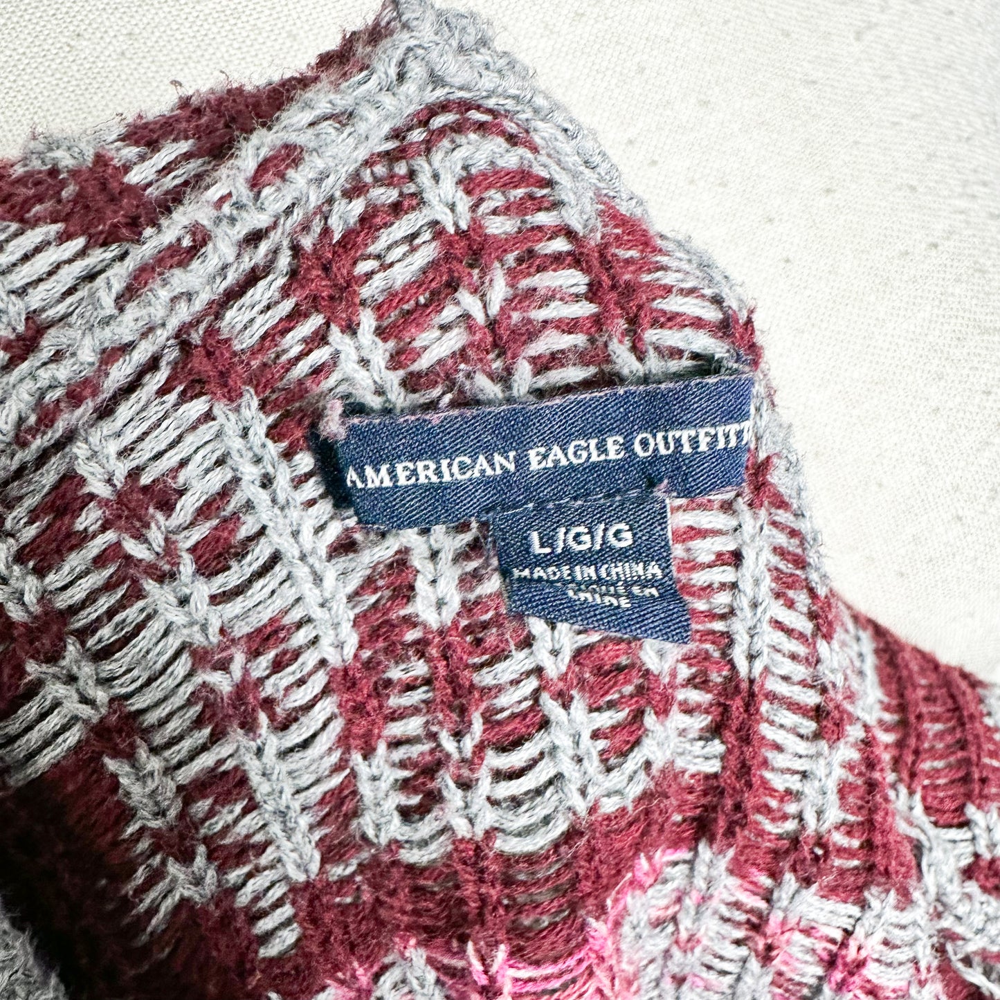American Eagle Aztec Knit Hoodie Size Large